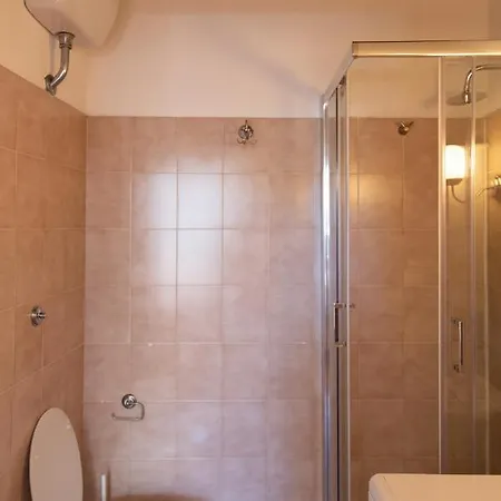 Unique Gem In Piazza Duomo 아파트 *