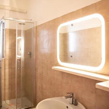 Unique Gem In Piazza Duomo * 피렌체